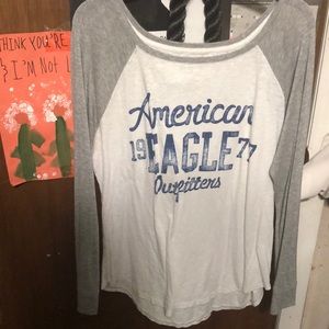 American eagle long sleeve T-shirt